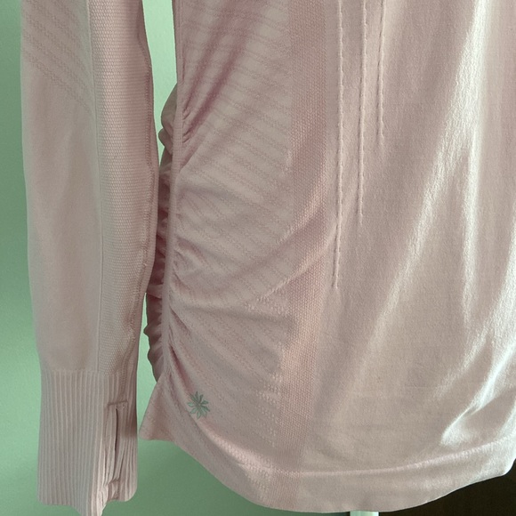 Athleta Seamless Long Sleeve Pink Running Shirt Rouching at Sides Size M… - Picture 2 of 6